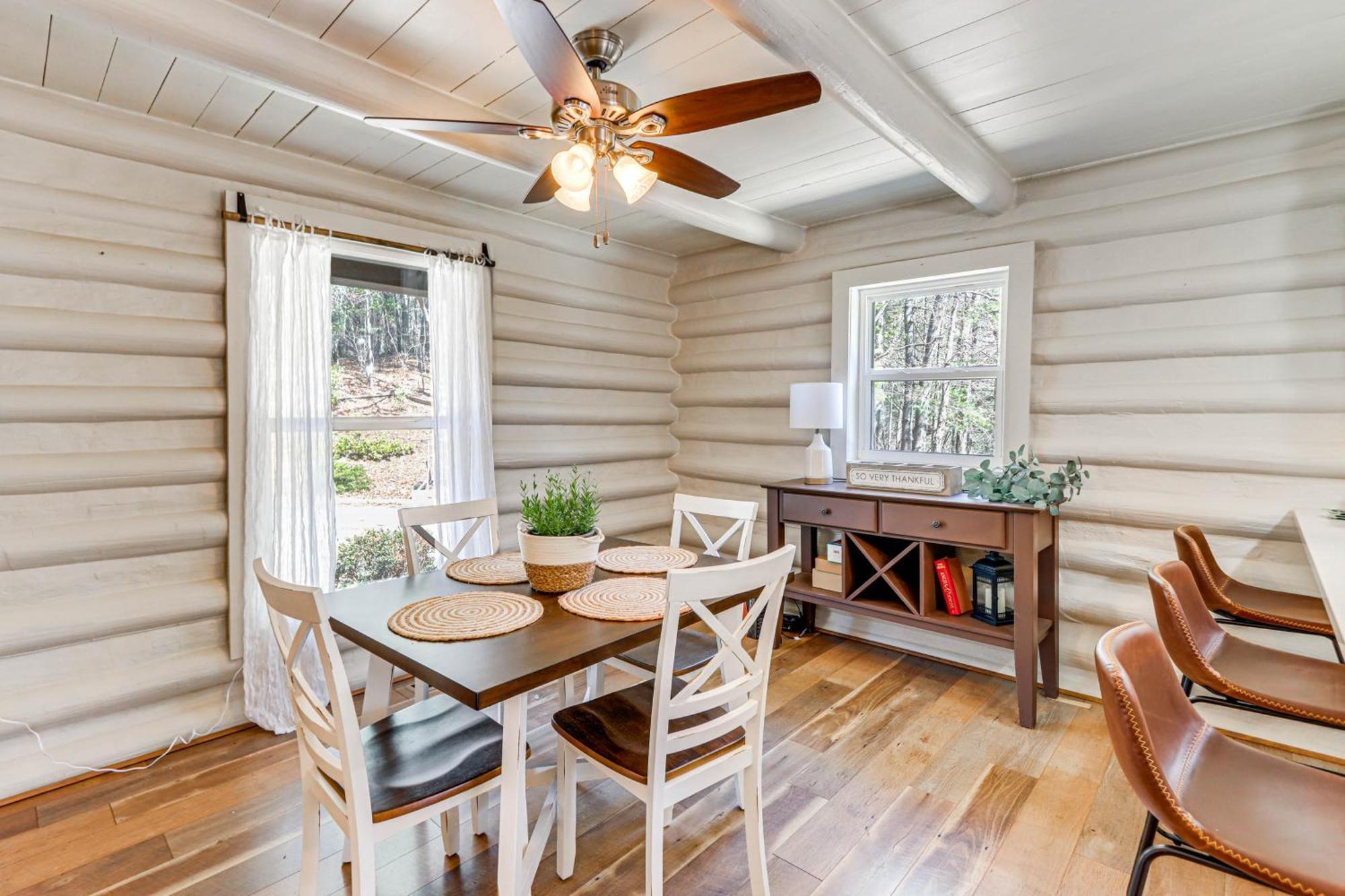 Dog-Friendly Hiawassee Cabin With Decks And Fire Pit! Exterior photo