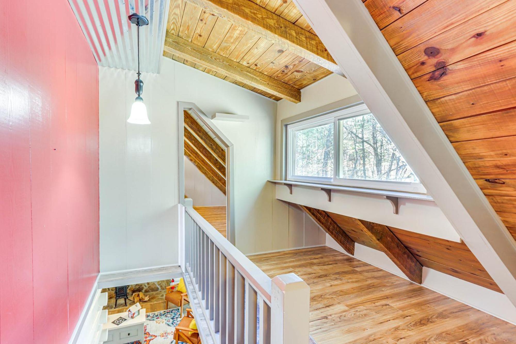 Dog-Friendly Hiawassee Cabin With Decks And Fire Pit! Exterior photo